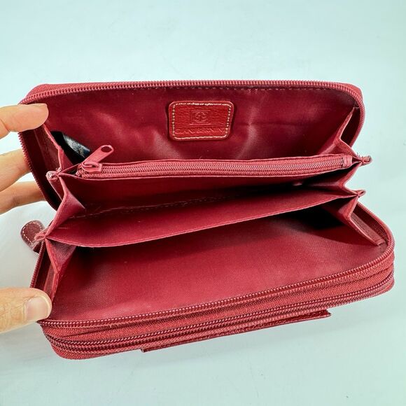 Giani Bernini Red Genuine Leather Zip Around Wallet Organizer 8” X 4” - Picture 8 of 10